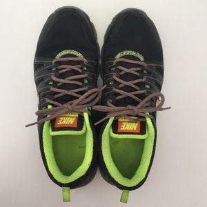 Men’s Nike Flex Trail 2 sneakers, size 10